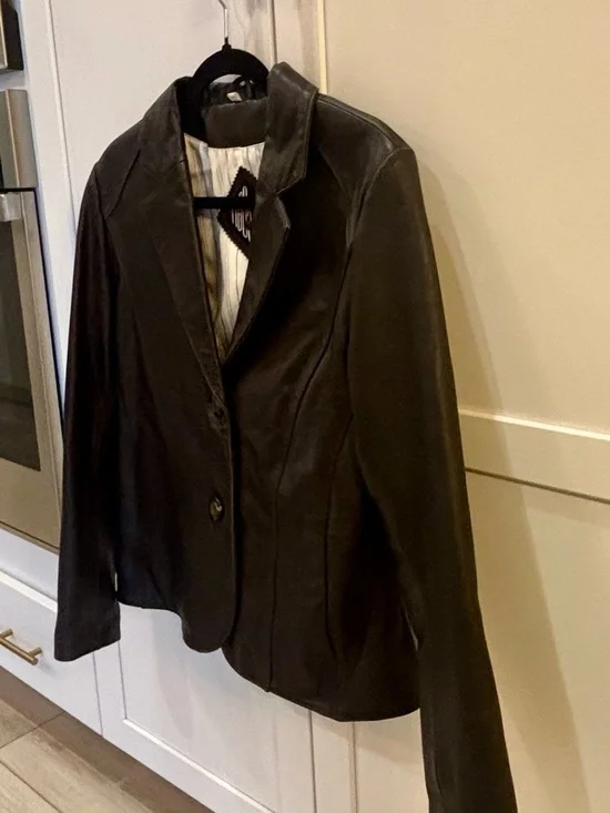 Medium Women's Dark Brown/Black Genuine Leather Blazer Jacket - Picture 5 of 9